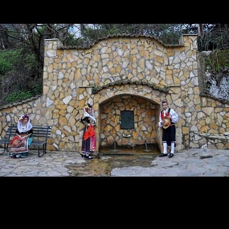 Marilou'S Cottage Ágios Matthaíos Kültér fotó