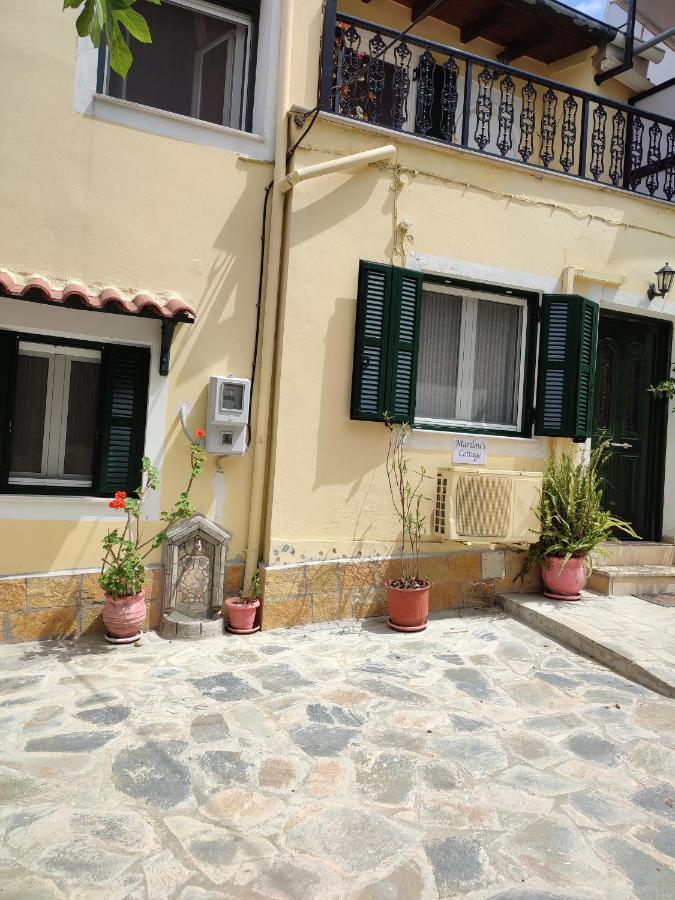 Marilou'S Cottage Ágios Matthaíos Kültér fotó